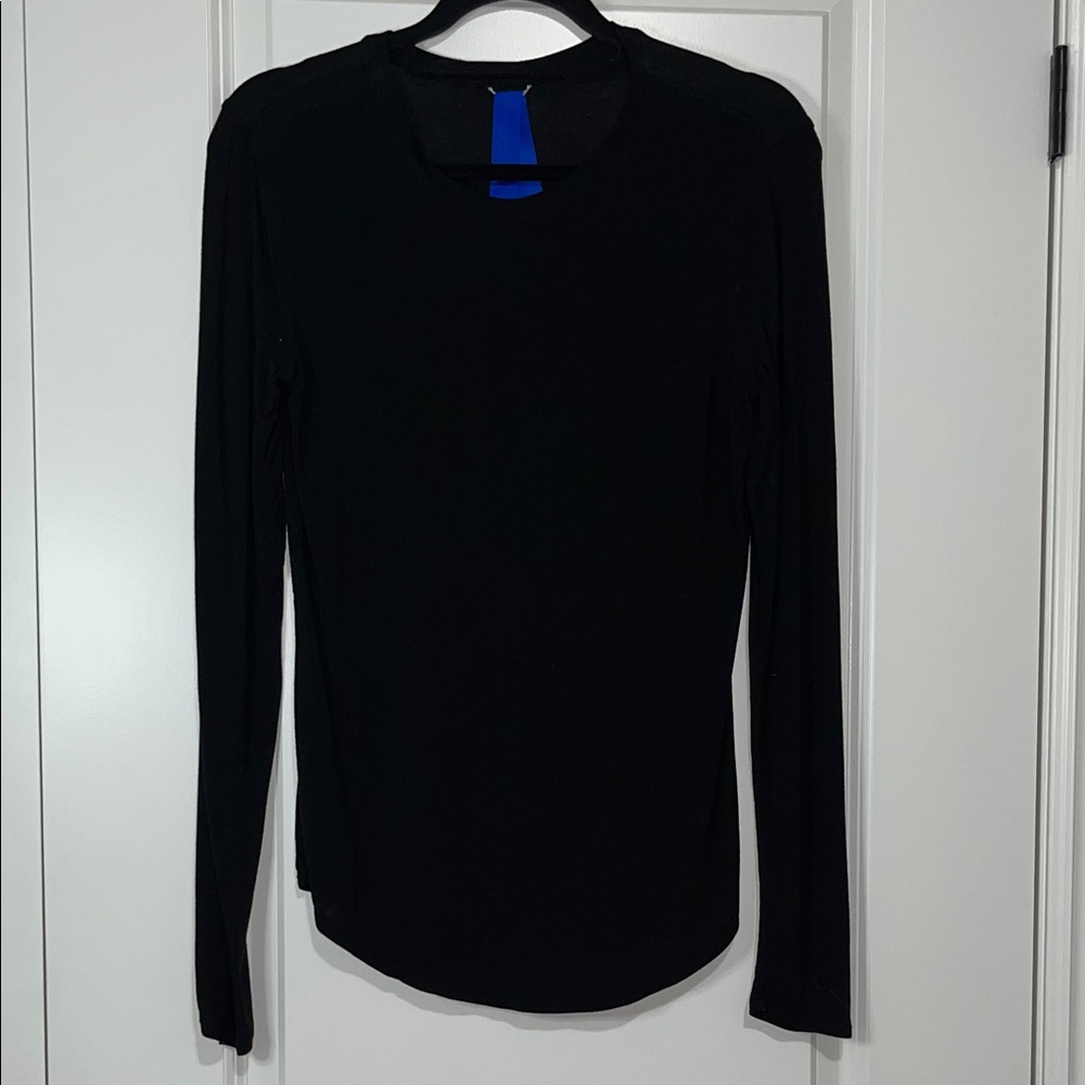 Kit and Ace Elegant Black Long Sleeve Tee